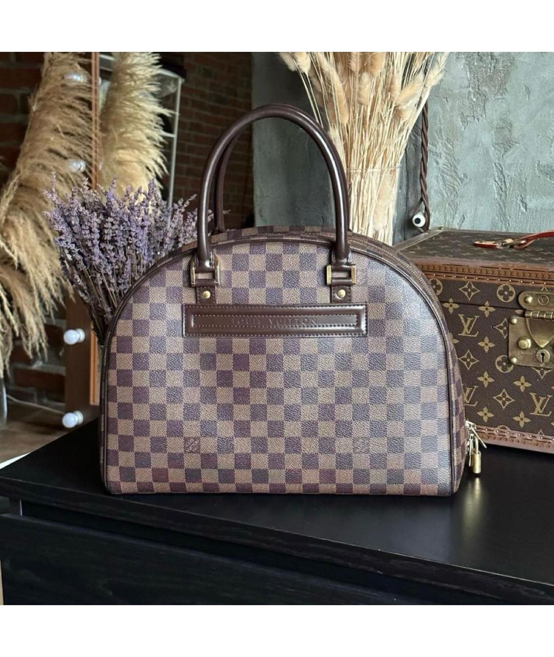 LOUIS VUITTON Коричневая сумка с короткими ручками, фото 6