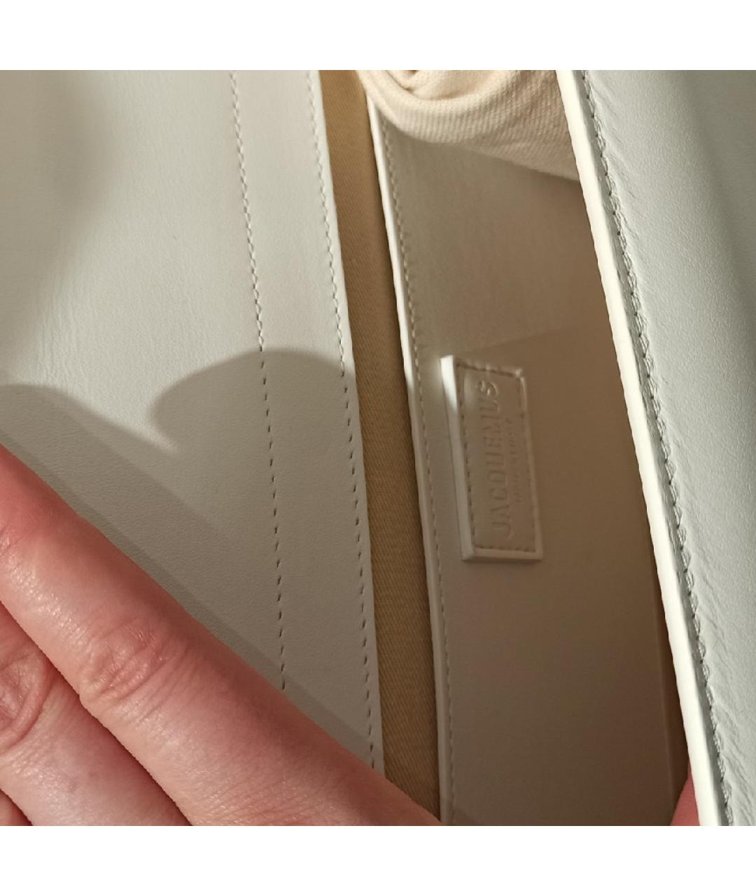 JACQUEMUS Белая кожаная сумка с короткими ручками, фото 9