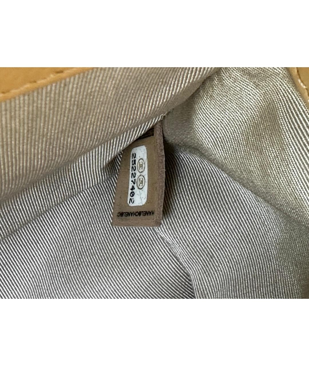 CHANEL Бежевая кожаная сумка через плечо, фото 4