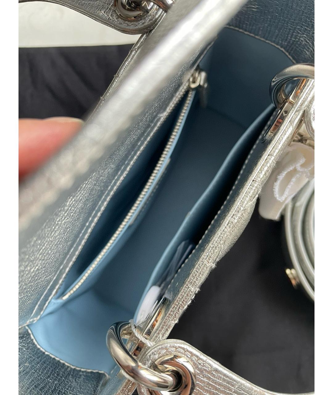 CHRISTIAN DIOR PRE-OWNED Серебряная кожаная сумка с короткими ручками, фото 6