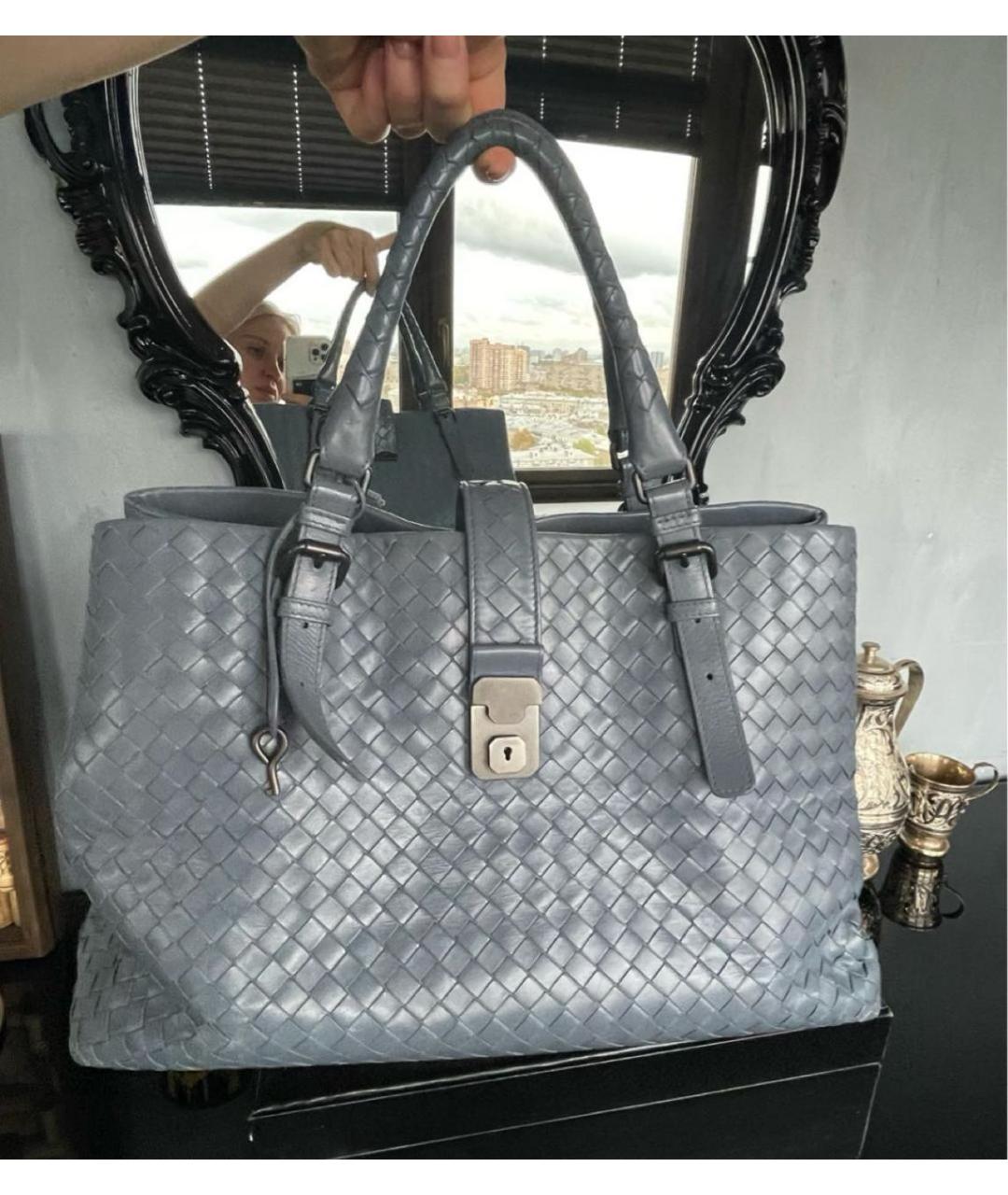 BOTTEGA VENETA Серая кожаная сумка с короткими ручками, фото 2