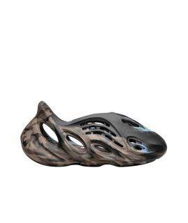 ADIDAS YEEZY Шлепанцы