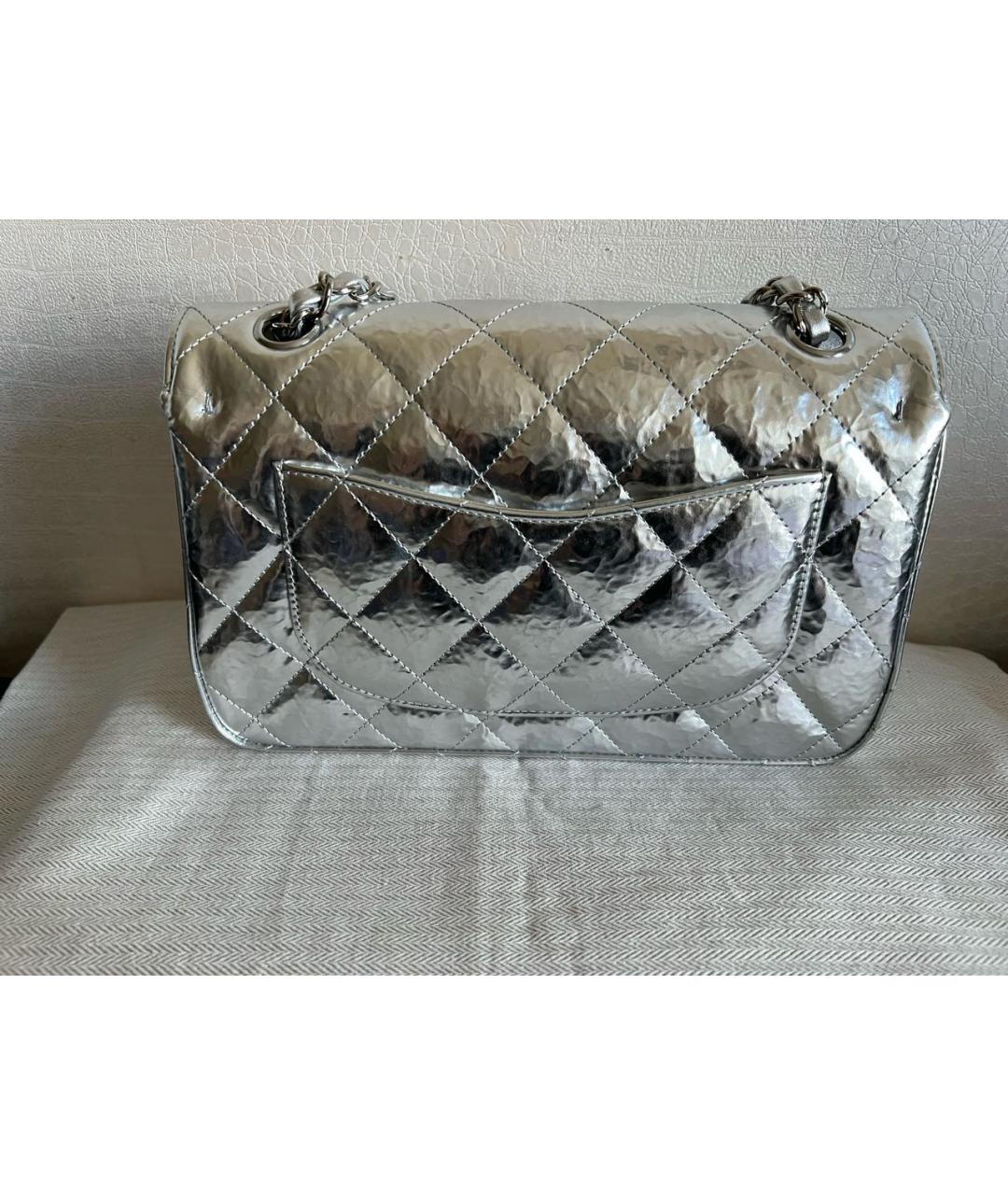 CHANEL Серебряная кожаная сумка через плечо, фото 2