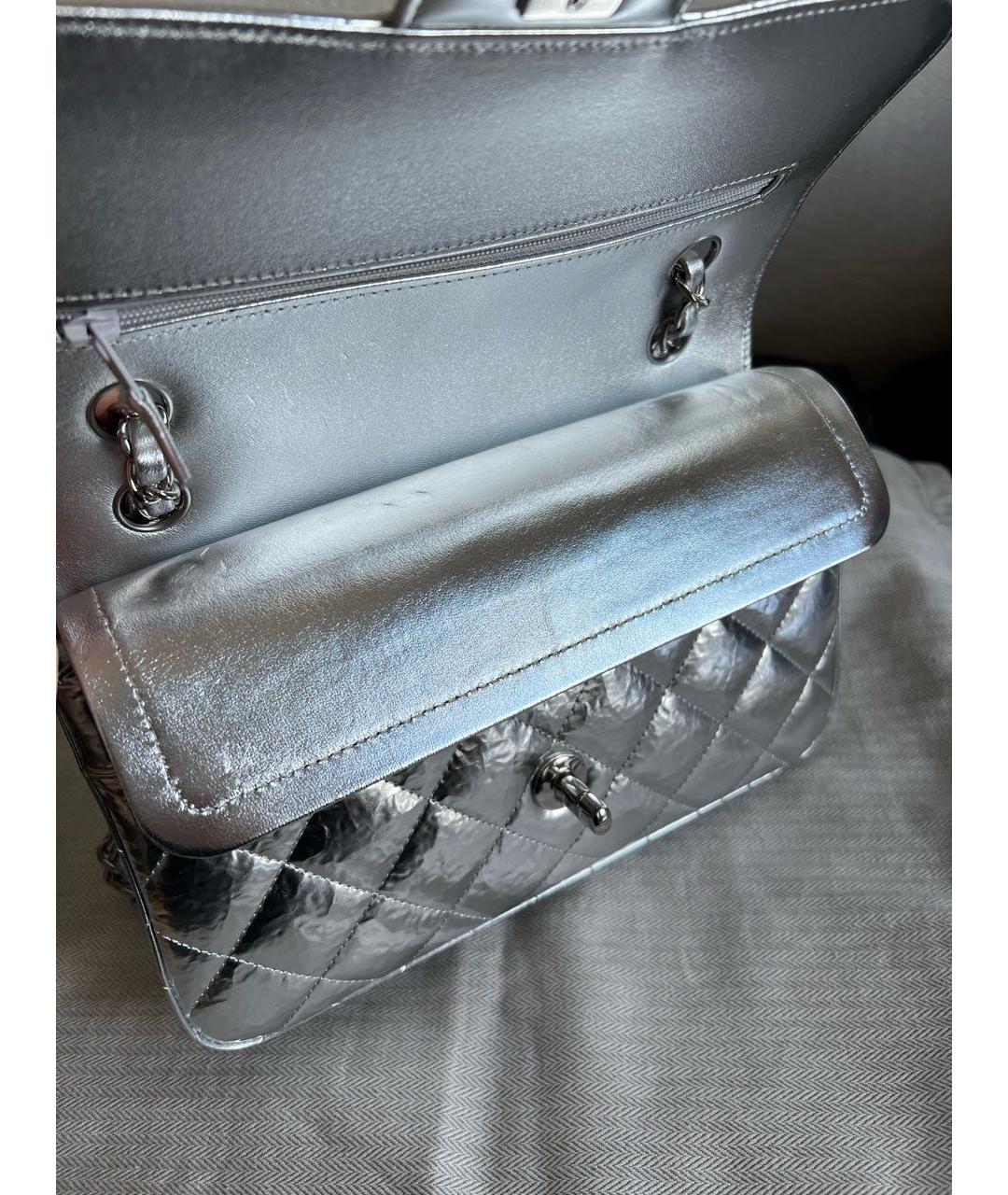 CHANEL Серебряная кожаная сумка через плечо, фото 4