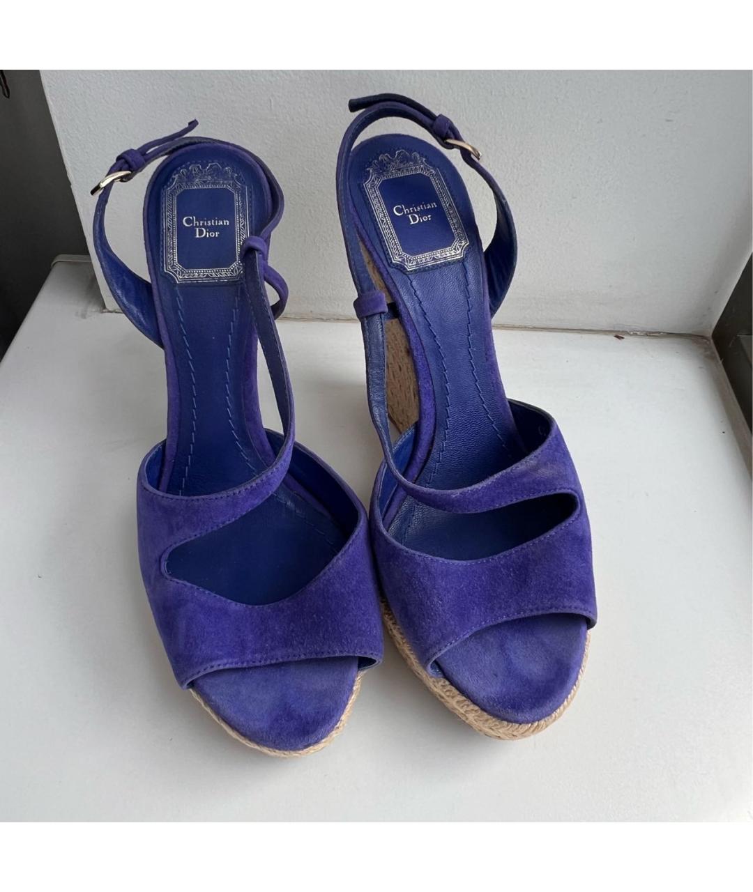 CHRISTIAN DIOR PRE-OWNED Фиолетовые замшевые босоножки, фото 2