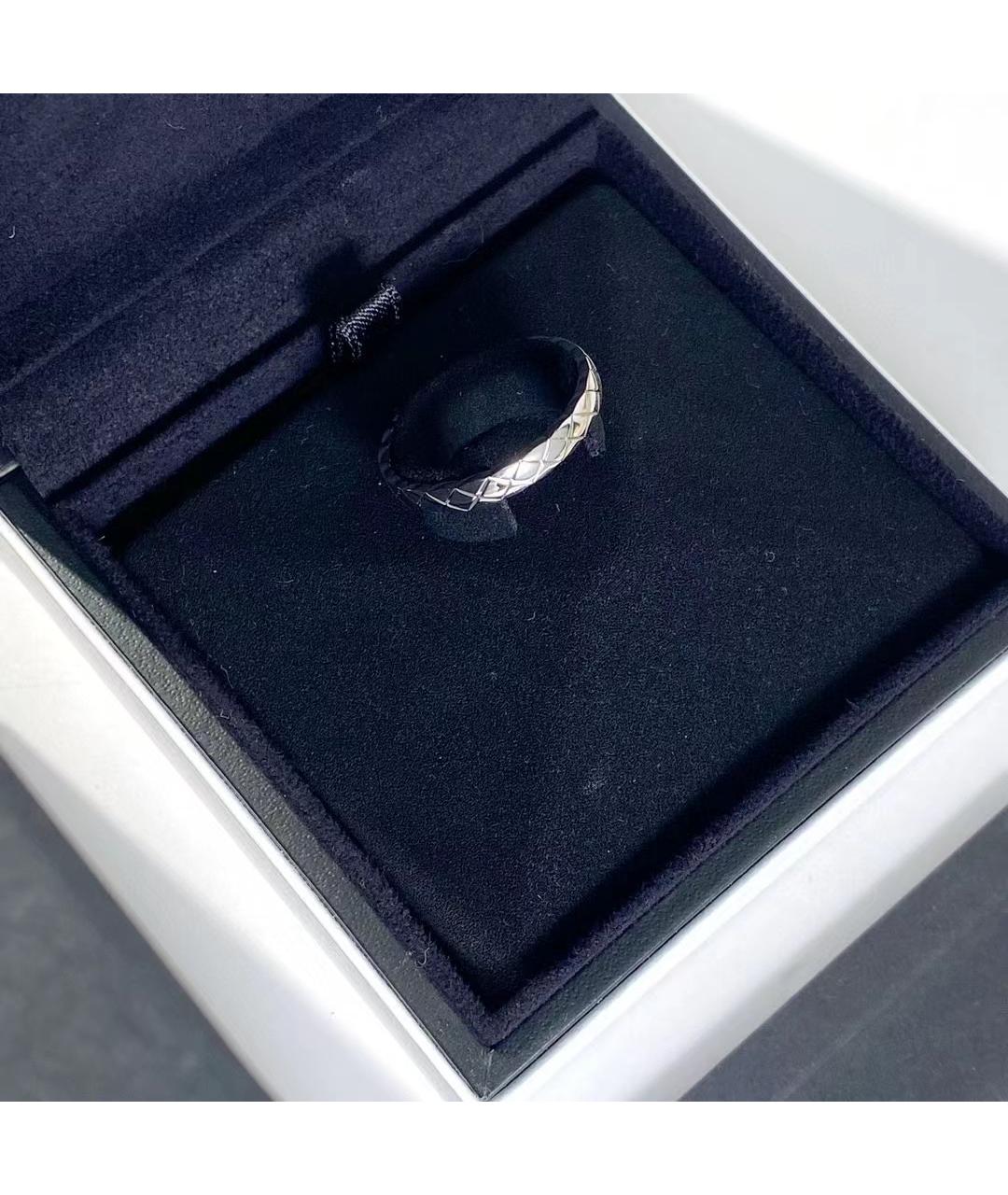 CHANEL Серебряное кольцо из белого золота, фото 3
