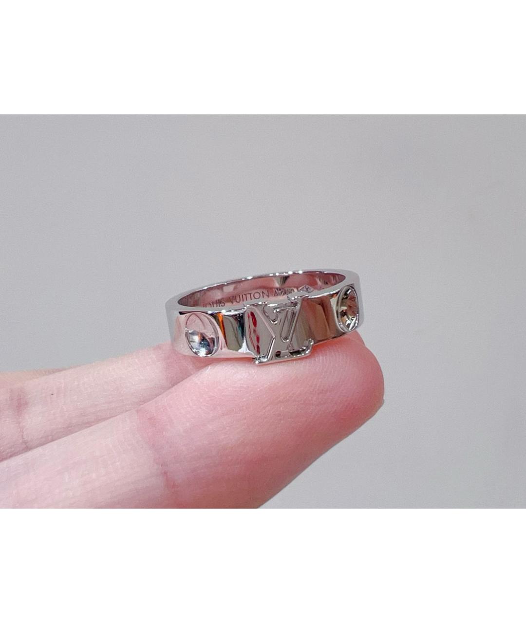 LOUIS VUITTON PRE-OWNED Серебряное кольцо из белого золота, фото 3