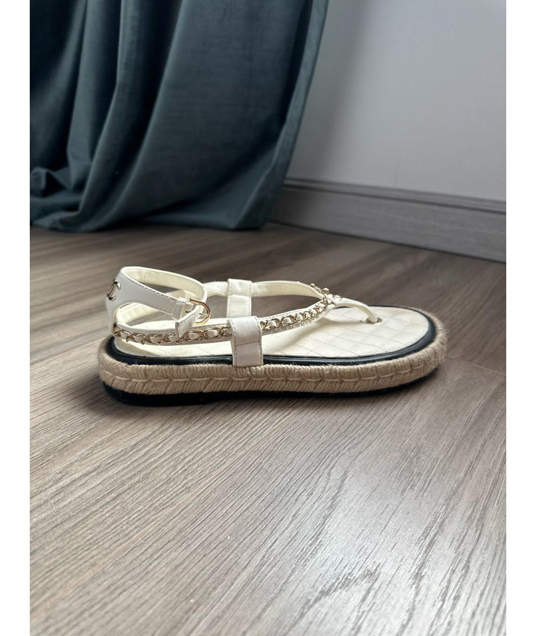 CHANEL Белые кожаные сандалии, фото 6