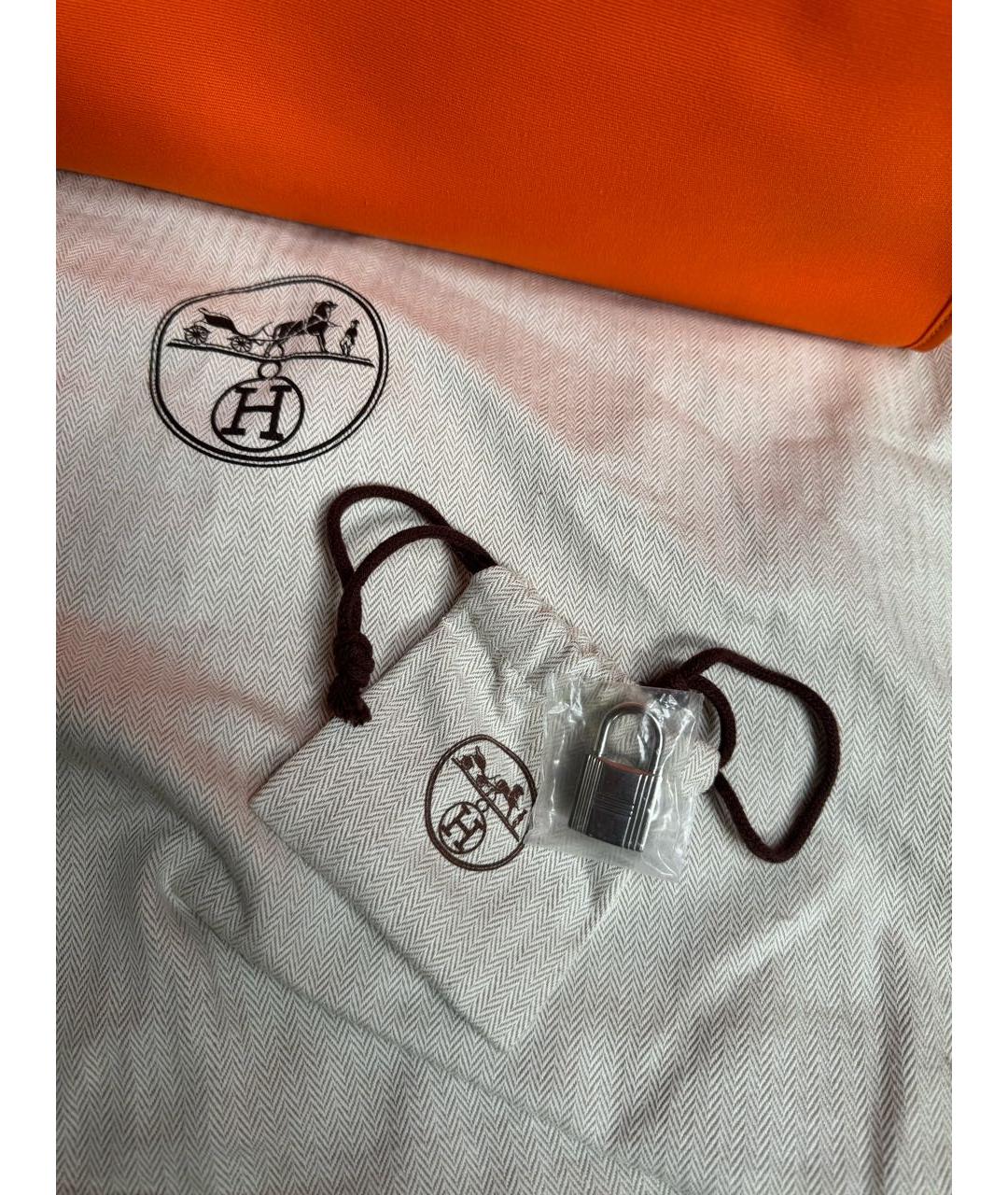 HERMES Оранжевая тканевая сумка с короткими ручками, фото 3