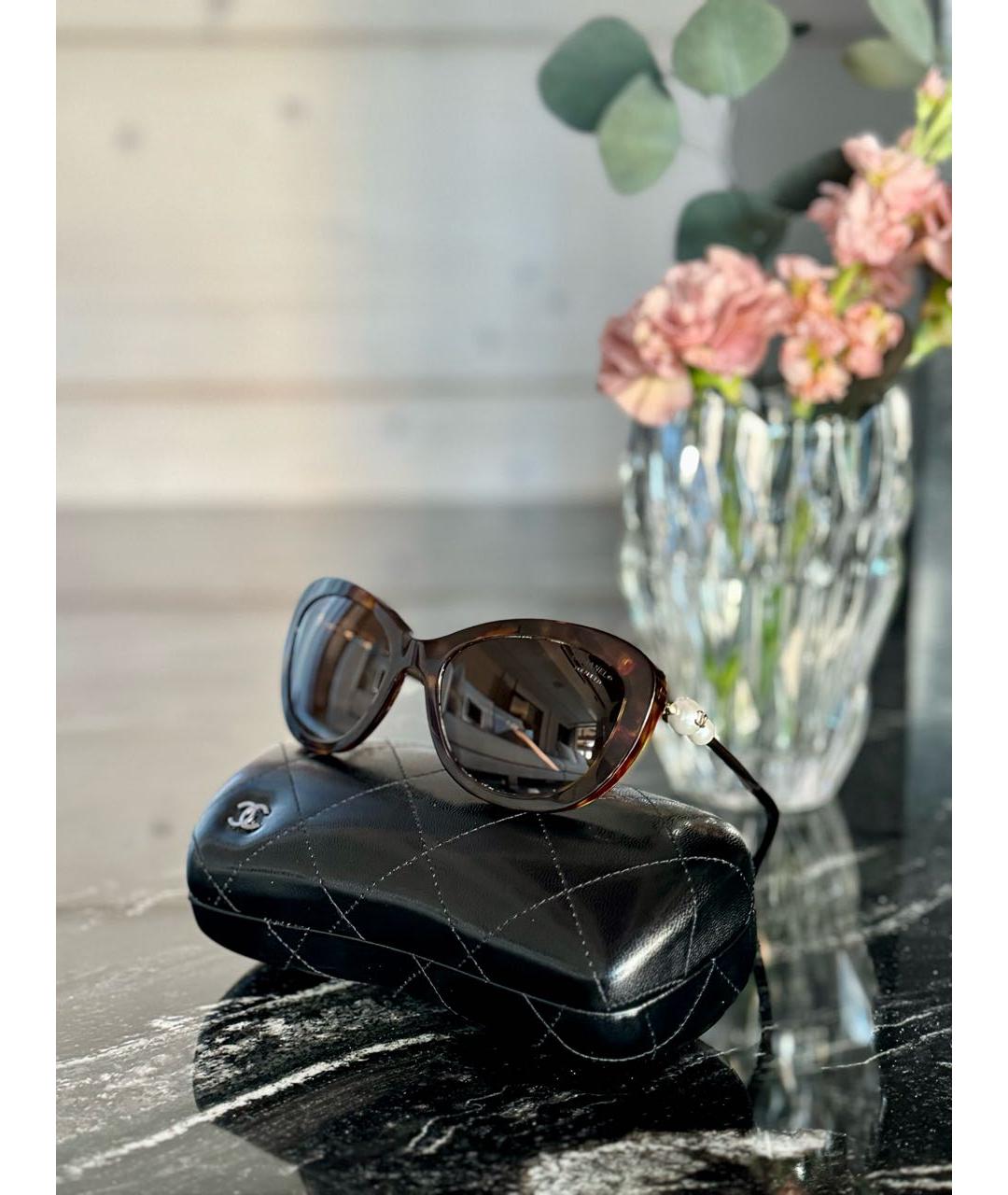CHANEL PRE-OWNED Пластиковые солнцезащитные очки, фото 2
