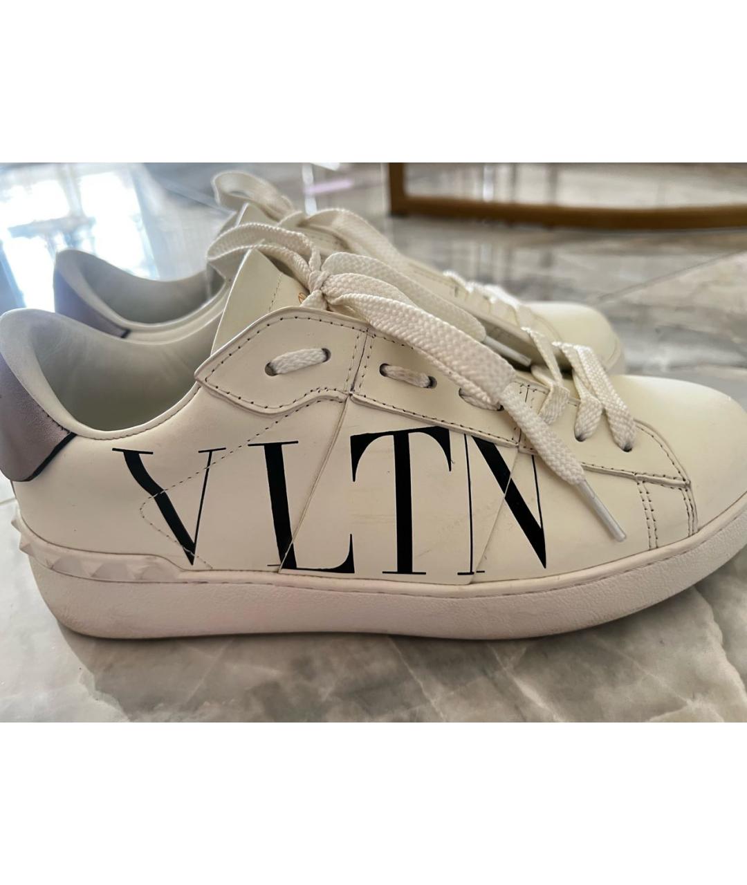 VALENTINO Белые кожаные кроссовки, фото 3