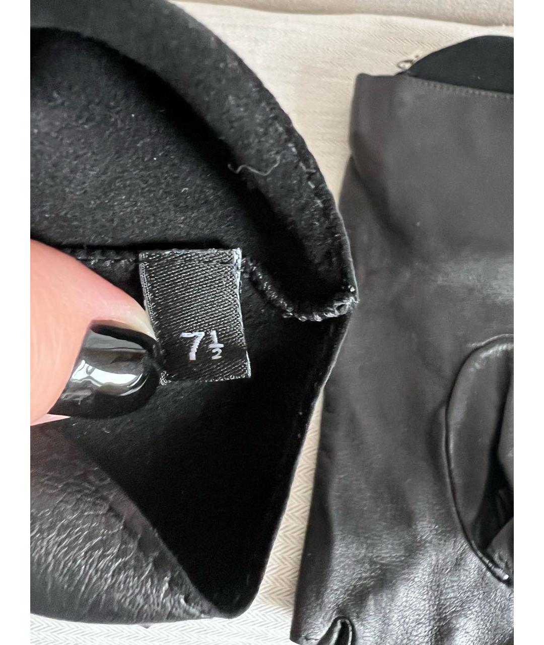 CHANEL PRE-OWNED Черные кожаные митенки, фото 3