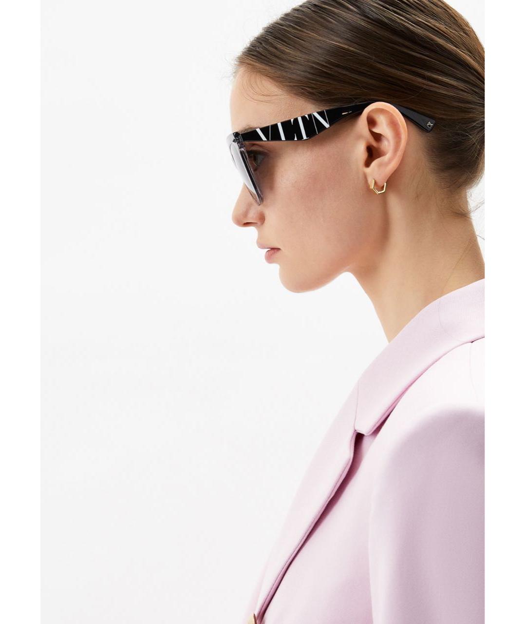 VALENTINO Антрацитовые пластиковые солнцезащитные очки, фото 8