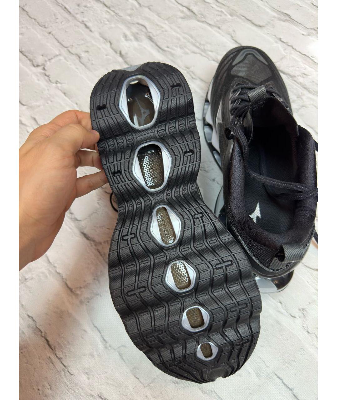 MIZUNO Черные синтетические низкие кроссовки / кеды, фото 3