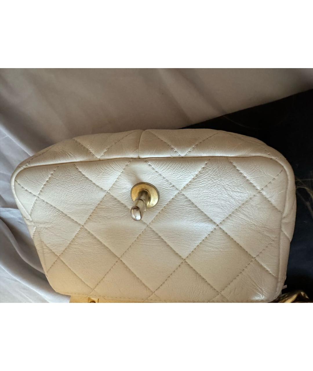 CHANEL PRE-OWNED Бежевая кожаная сумка через плечо, фото 2