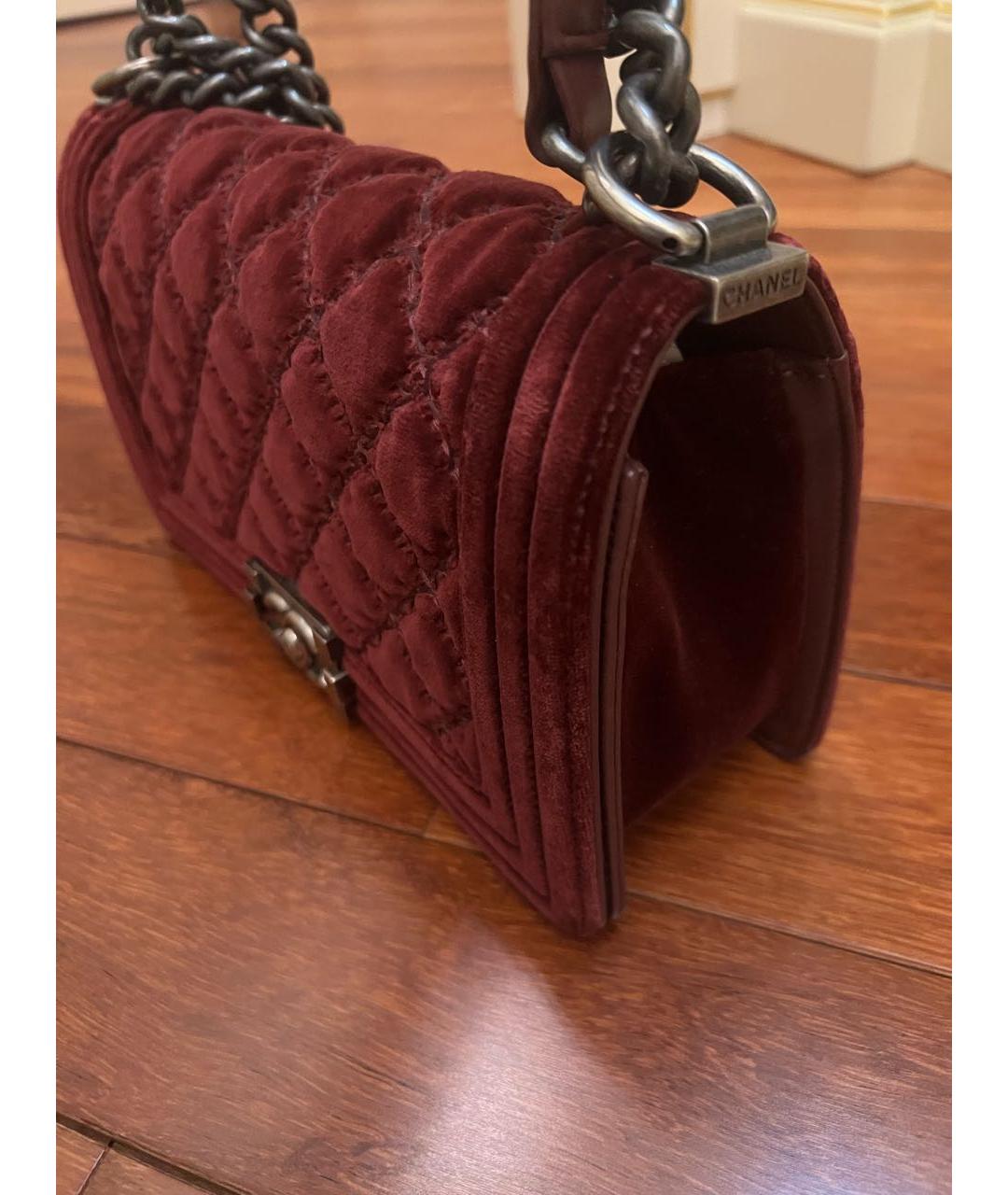 CHANEL PRE-OWNED Бордовая бархатная сумка через плечо, фото 2