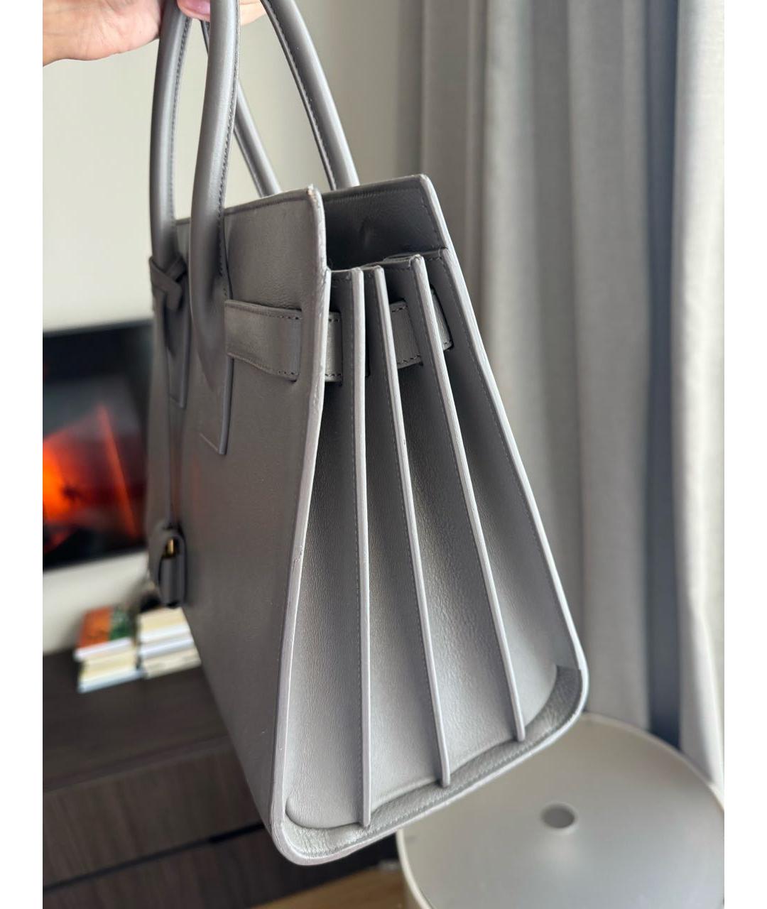 SAINT LAURENT Серая кожаная сумка с короткими ручками, фото 3