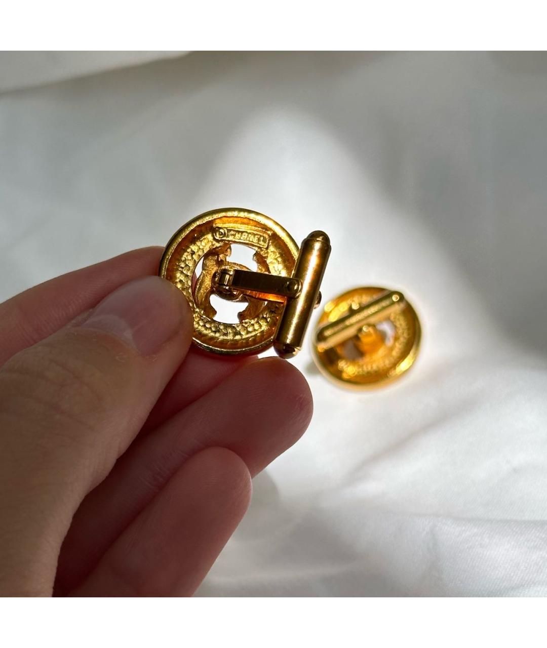 CHANEL PRE-OWNED Золотые позолоченные запонки, фото 5