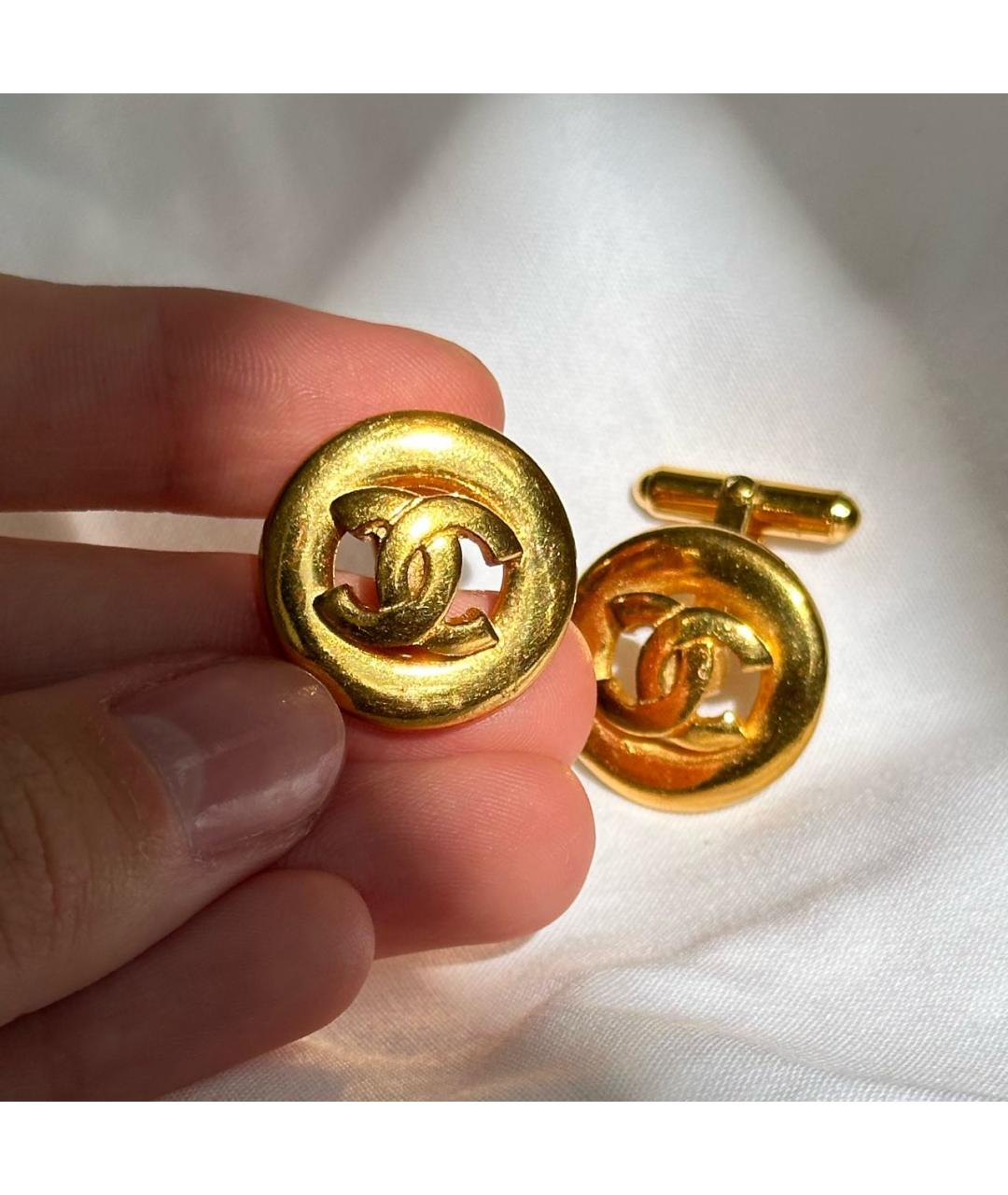 CHANEL PRE-OWNED Золотые позолоченные запонки, фото 3