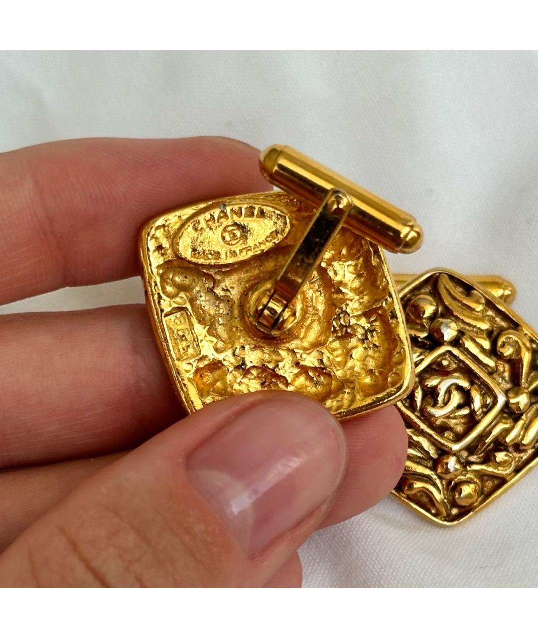 CHANEL PRE-OWNED Золотые позолоченные запонки, фото 2