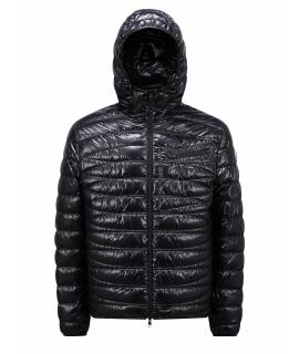 MONCLER Пуховик