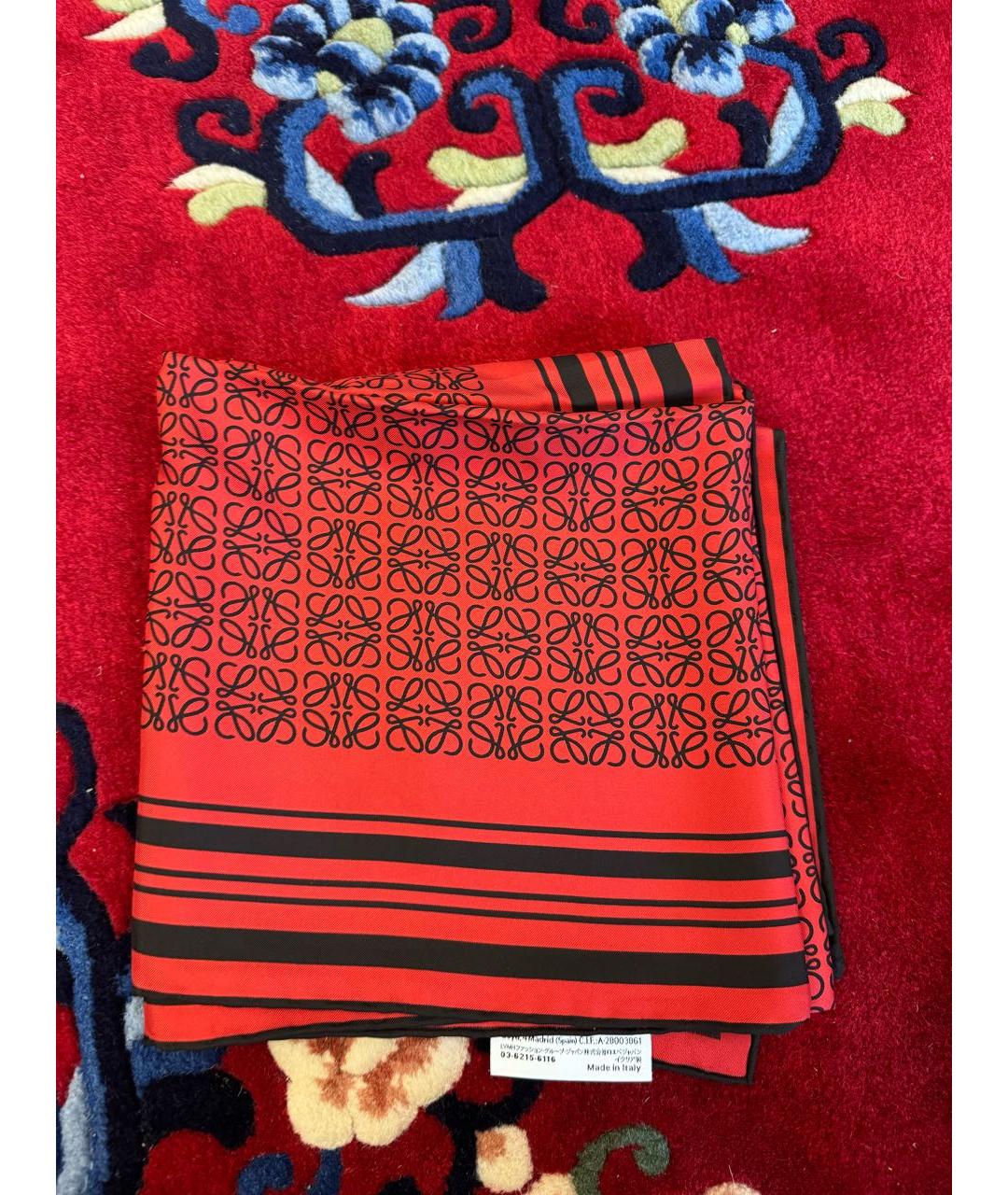 LOEWE Красный шелковый платок, фото 4