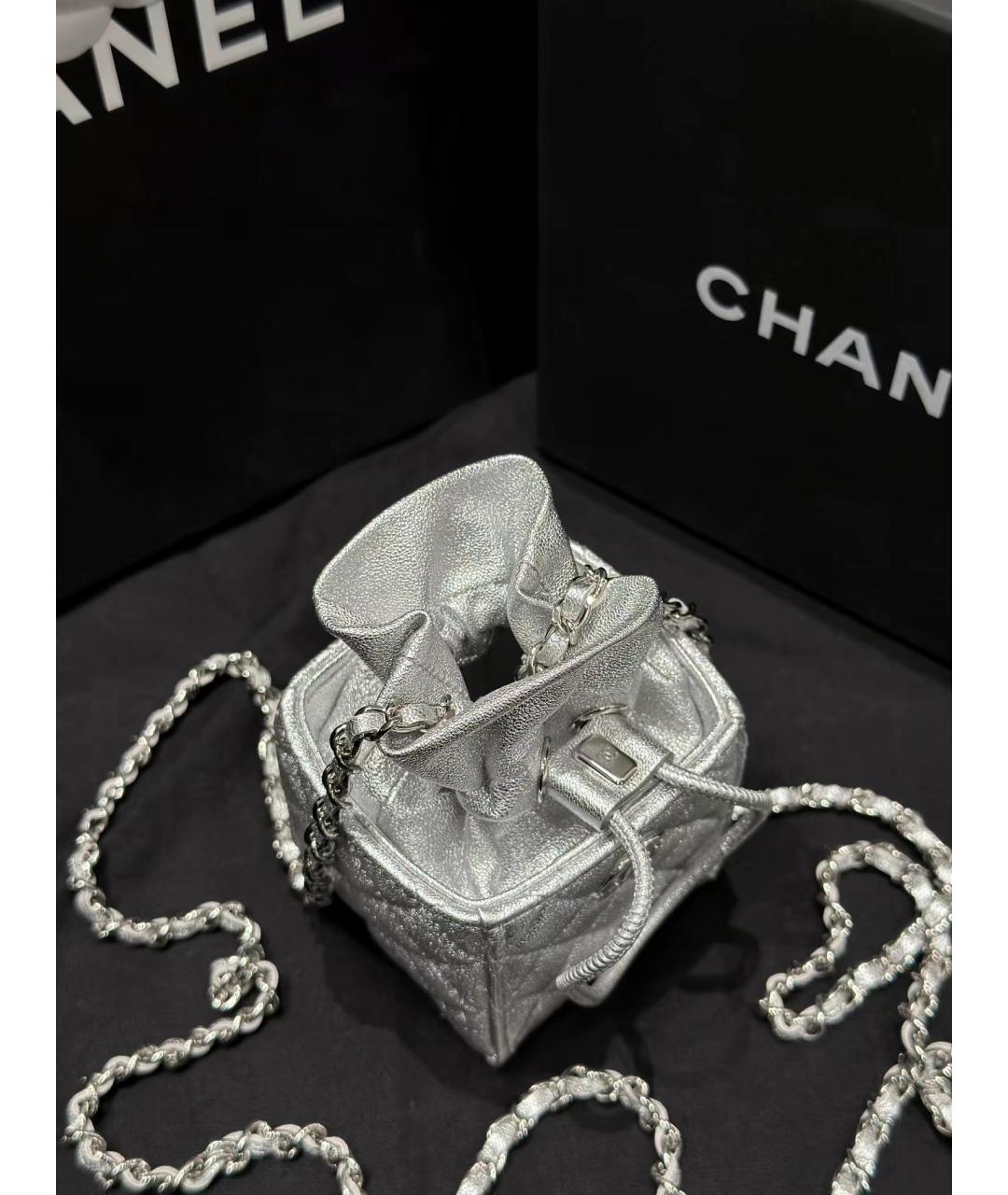 CHANEL PRE-OWNED Серебряная сумка через плечо, фото 3