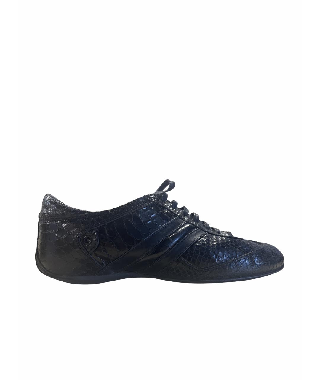 JOHN RICHMOND Черные низкие кроссовки / кеды из экзотической кожи, фото 1