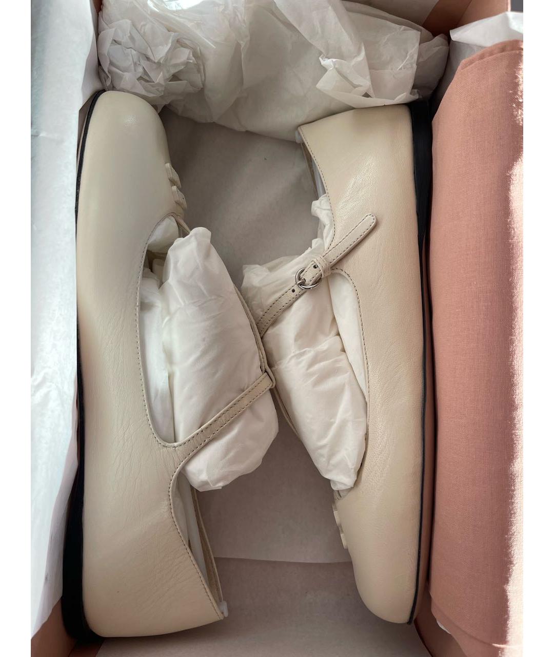 MIU MIU Белые кожаные балетки, фото 6