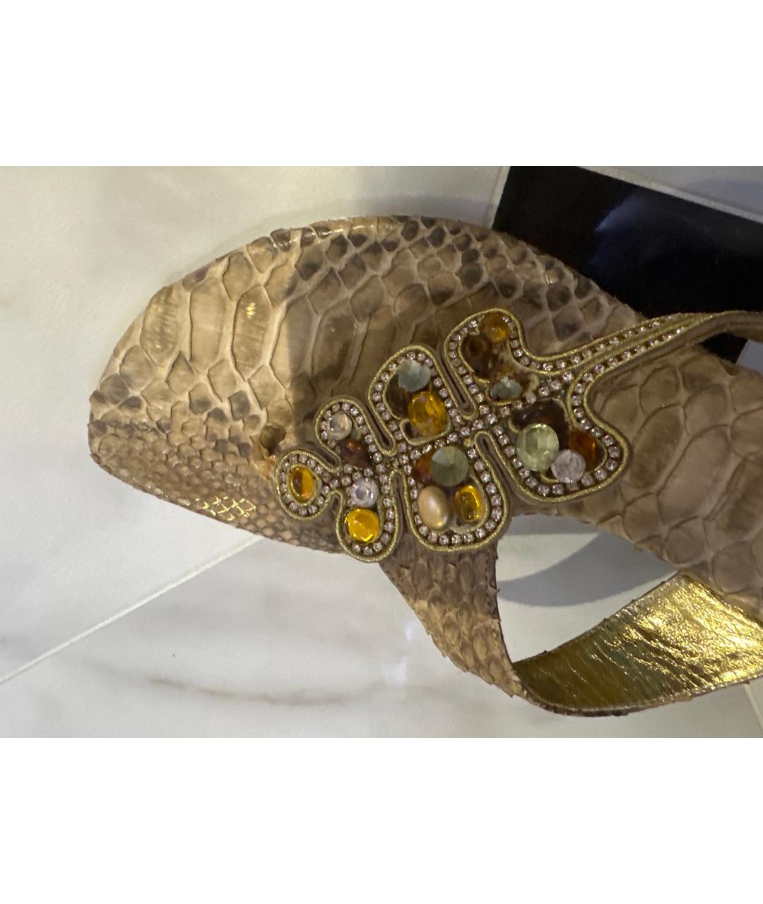 RENE CAOVILLA Бежевые лодочки на низком каблуке из экзотической кожи, фото 7