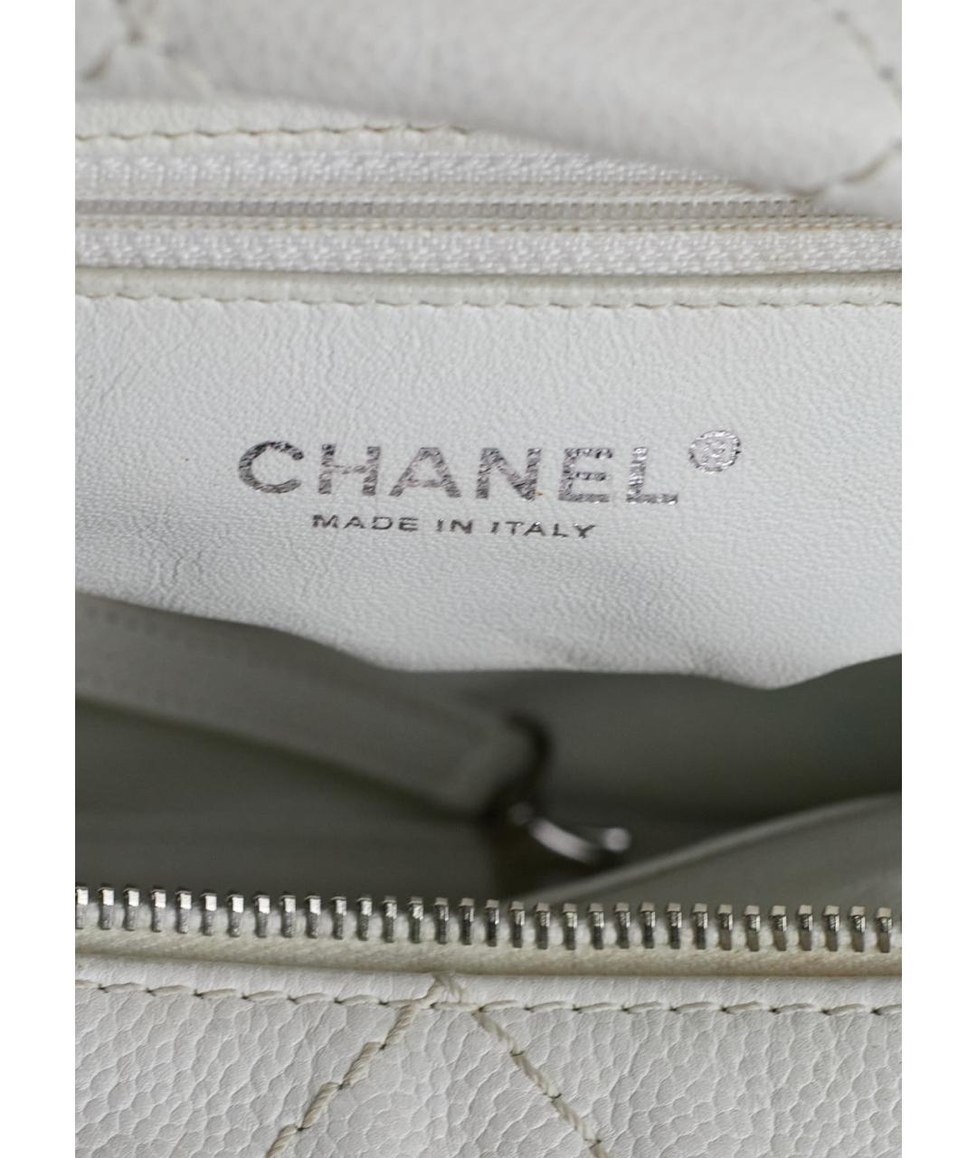 CHANEL PRE-OWNED Белая кожаная сумка с короткими ручками, фото 4