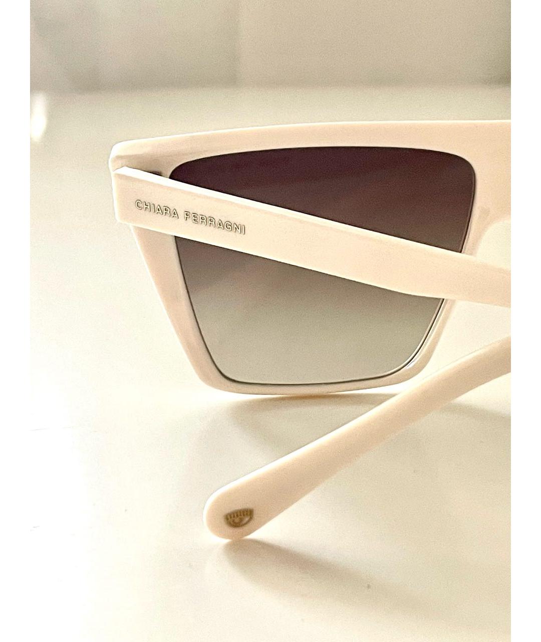CHIARA FERRAGNI Белые пластиковые солнцезащитные очки, фото 3