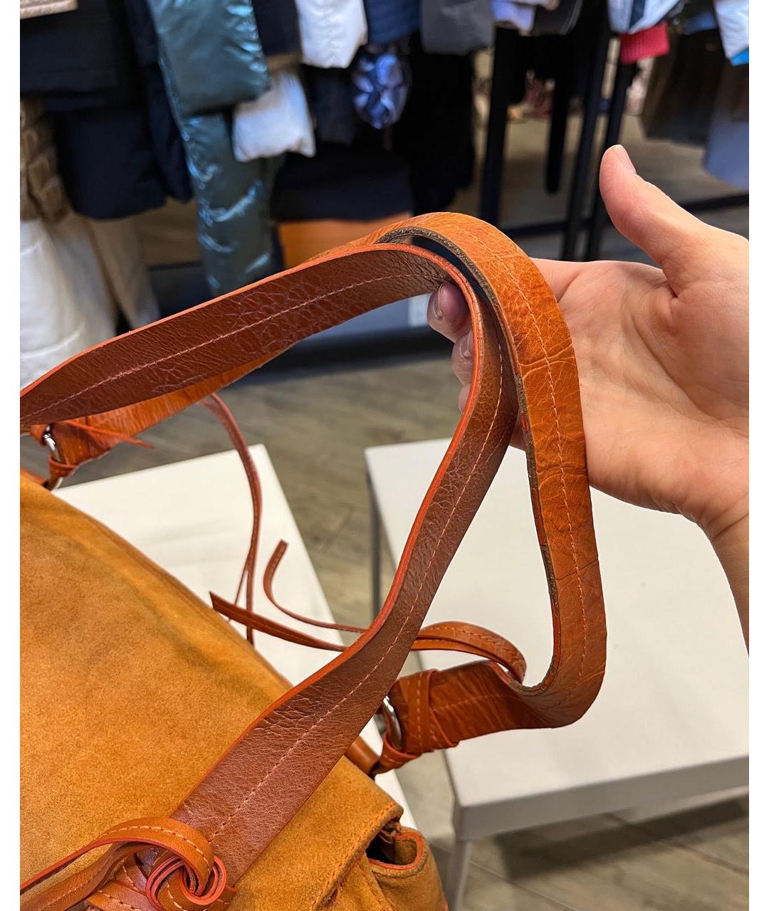 GIANFRANCO FERRE Оранжевая замшевая сумка с короткими ручками, фото 8