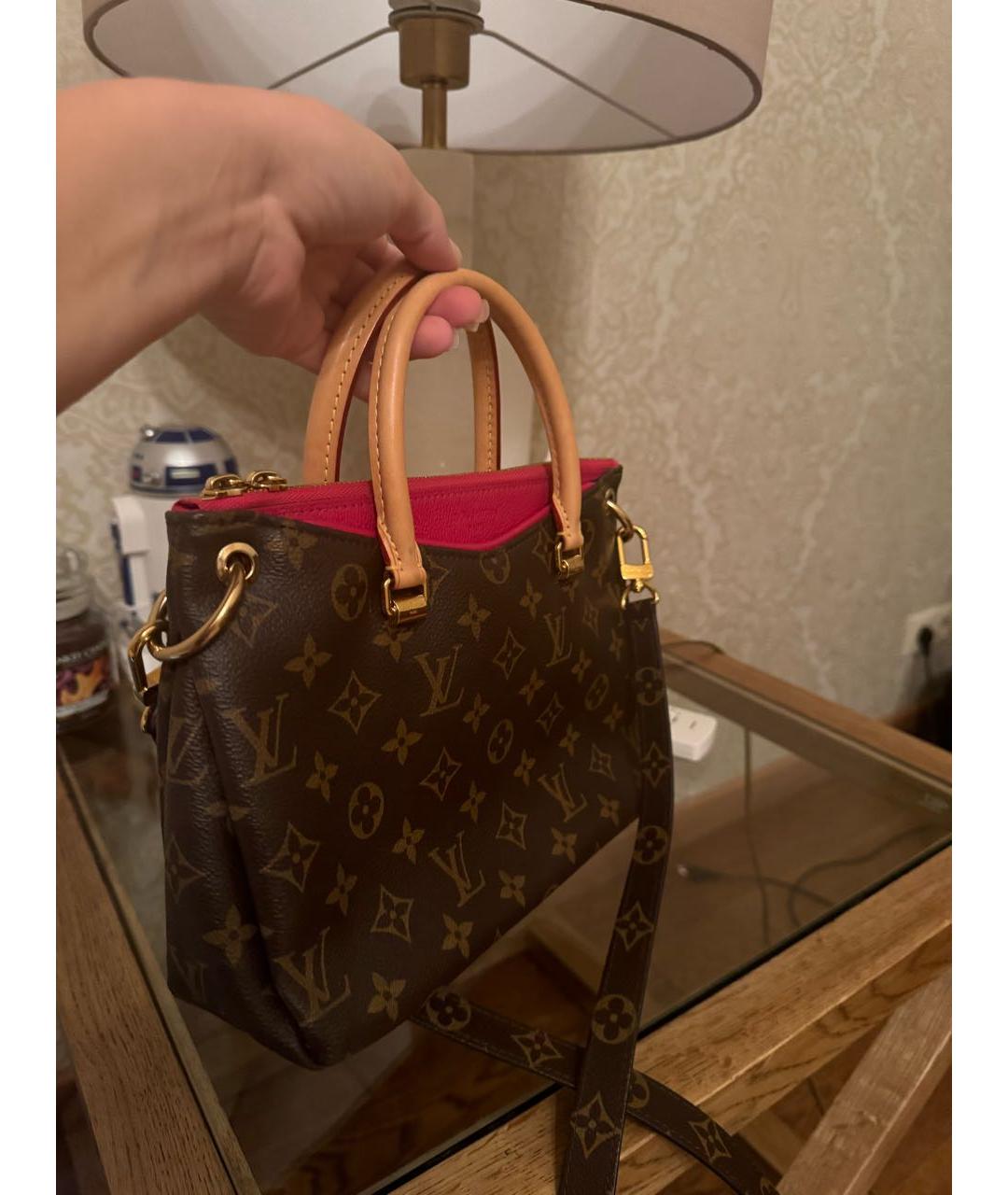 LOUIS VUITTON Коричневая сумка через плечо, фото 4