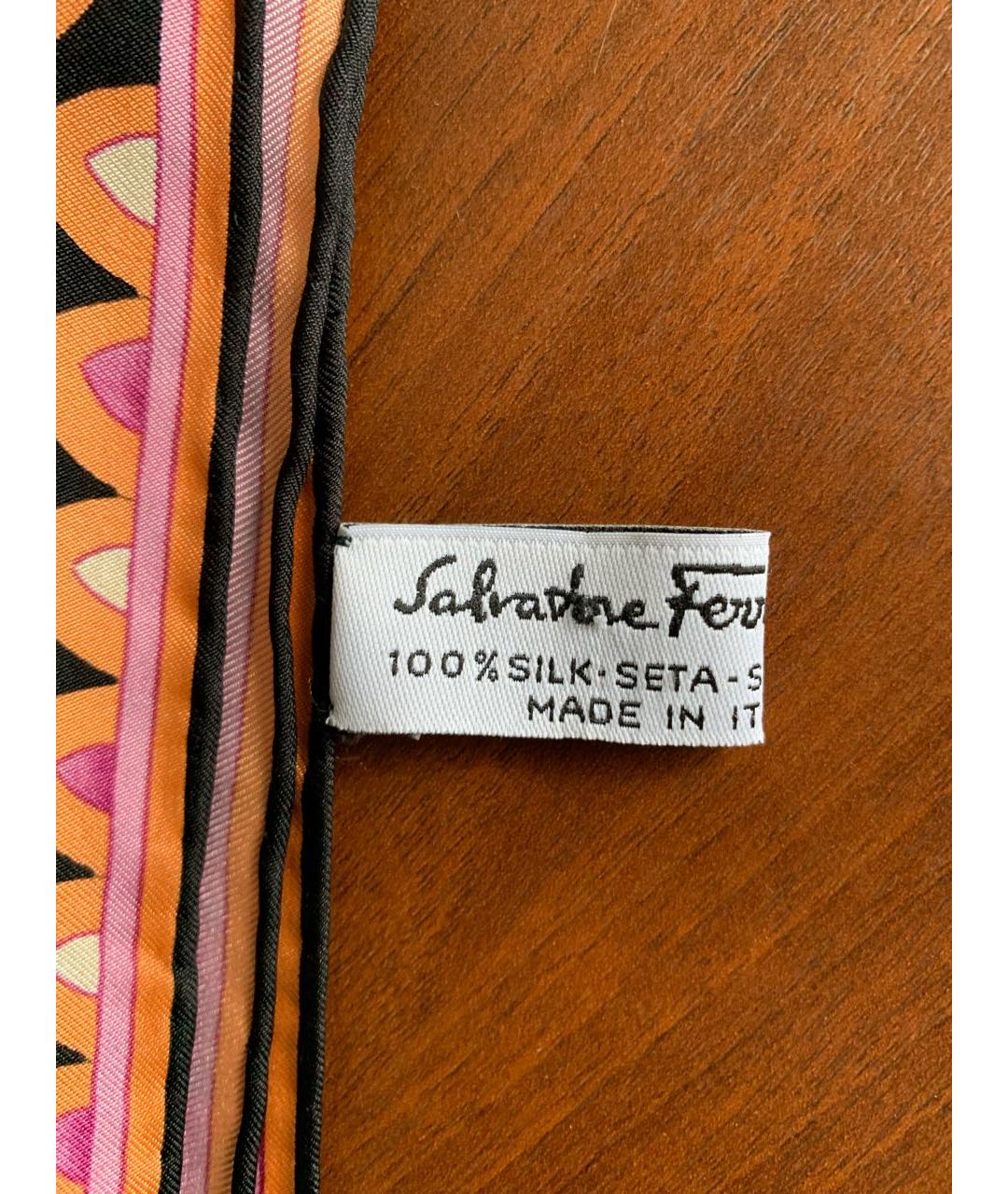 SALVATORE FERRAGAMO Оранжевый шелковый платок, фото 3