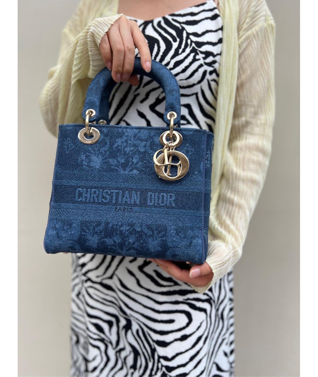 CHRISTIAN DIOR PRE-OWNED Голубая деним сумка с короткими ручками, фото 7