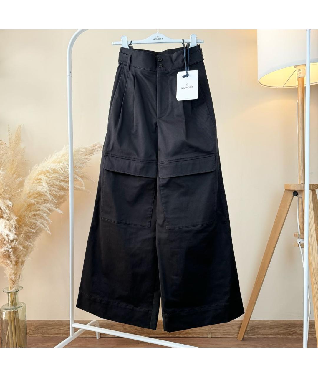 MONCLER Черные хлопко-эластановые брюки широкие, фото 4