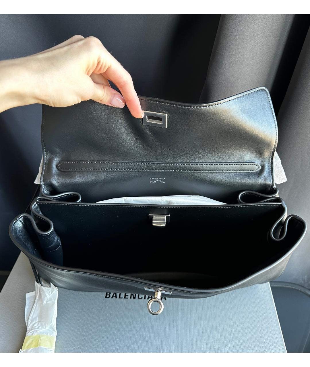 BALENCIAGA Черная кожаная сумка через плечо, фото 4