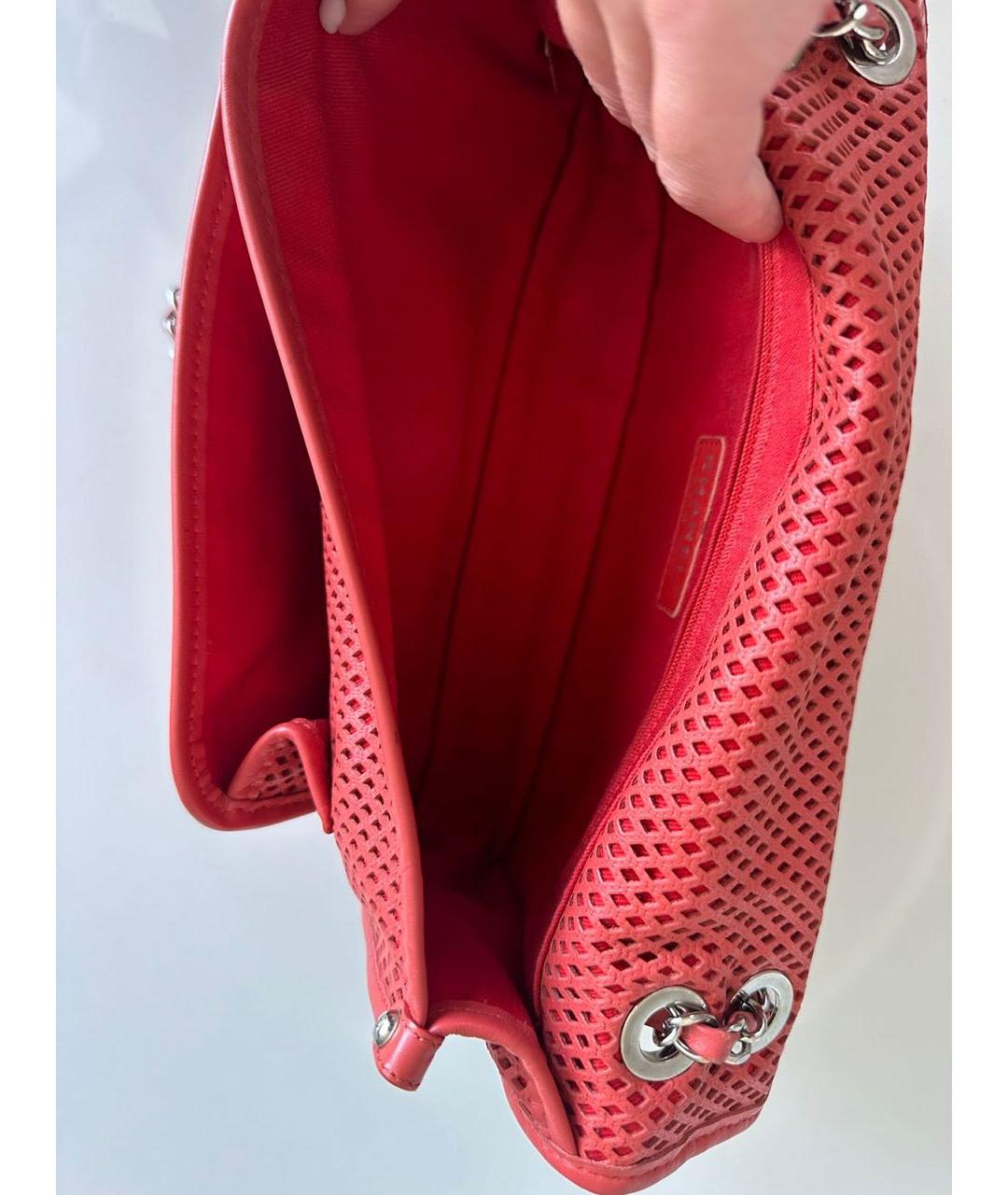 CHANEL Коралловая кожаная сумка через плечо, фото 4