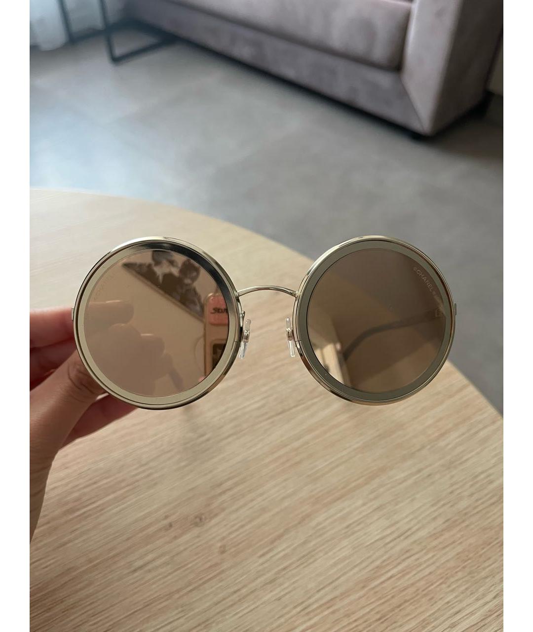 CHANEL Золотые металлические солнцезащитные очки, фото 2