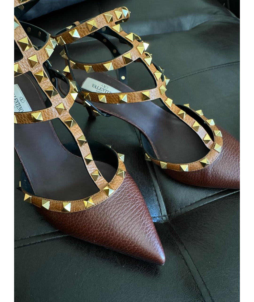 VALENTINO Rockstud