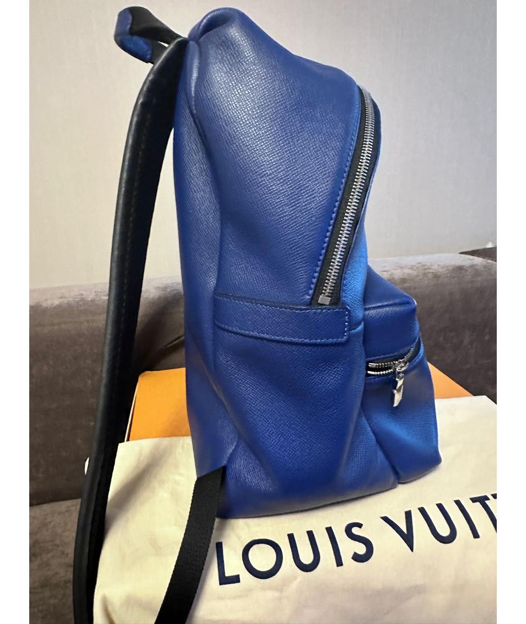 LOUIS VUITTON Темно-синий кожаный рюкзак, фото 2