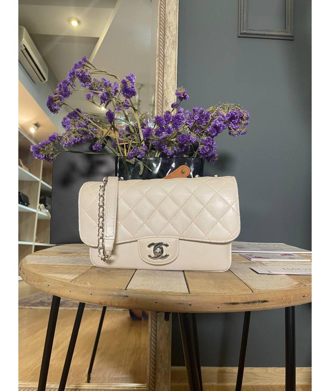 CHANEL Бежевая кожаная сумка через плечо, фото 10
