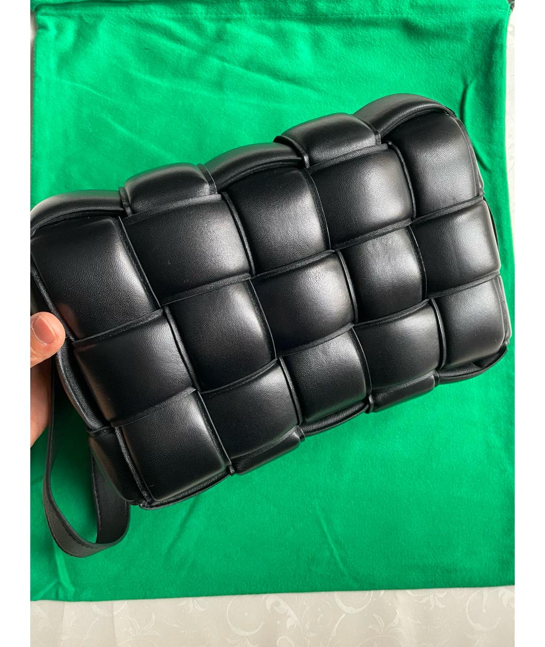 BOTTEGA VENETA Черная кожаная сумка через плечо, фото 3