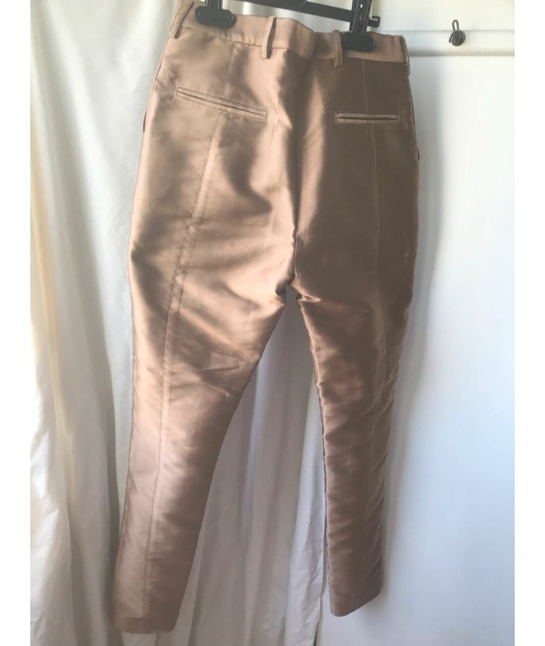 CELINE Золотые атласные брюки узкие, фото 2