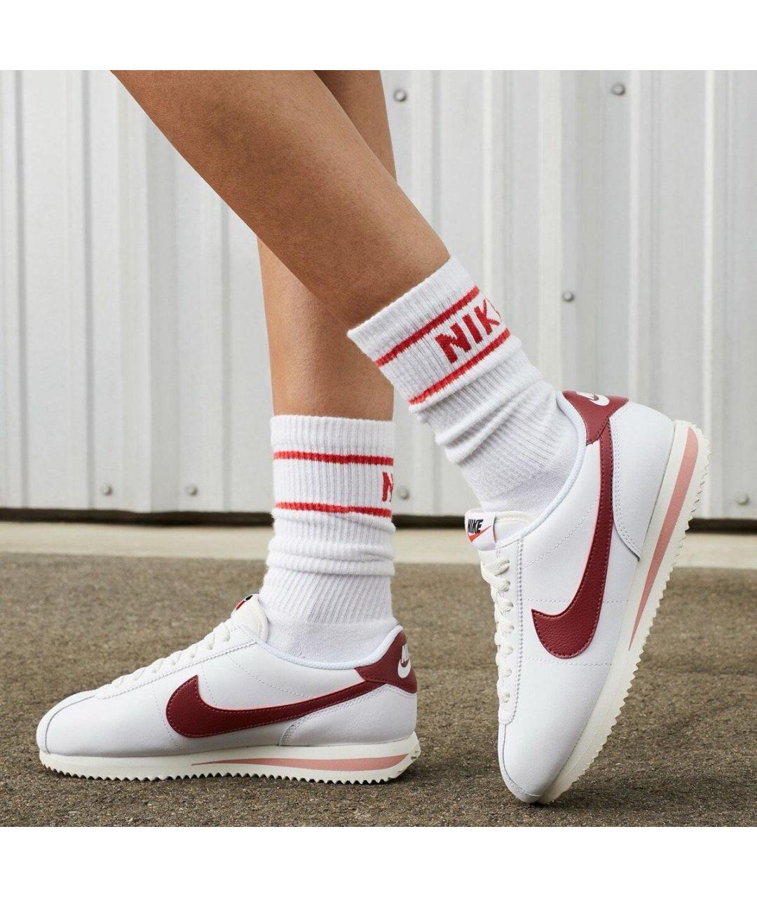 NIKE Cortez