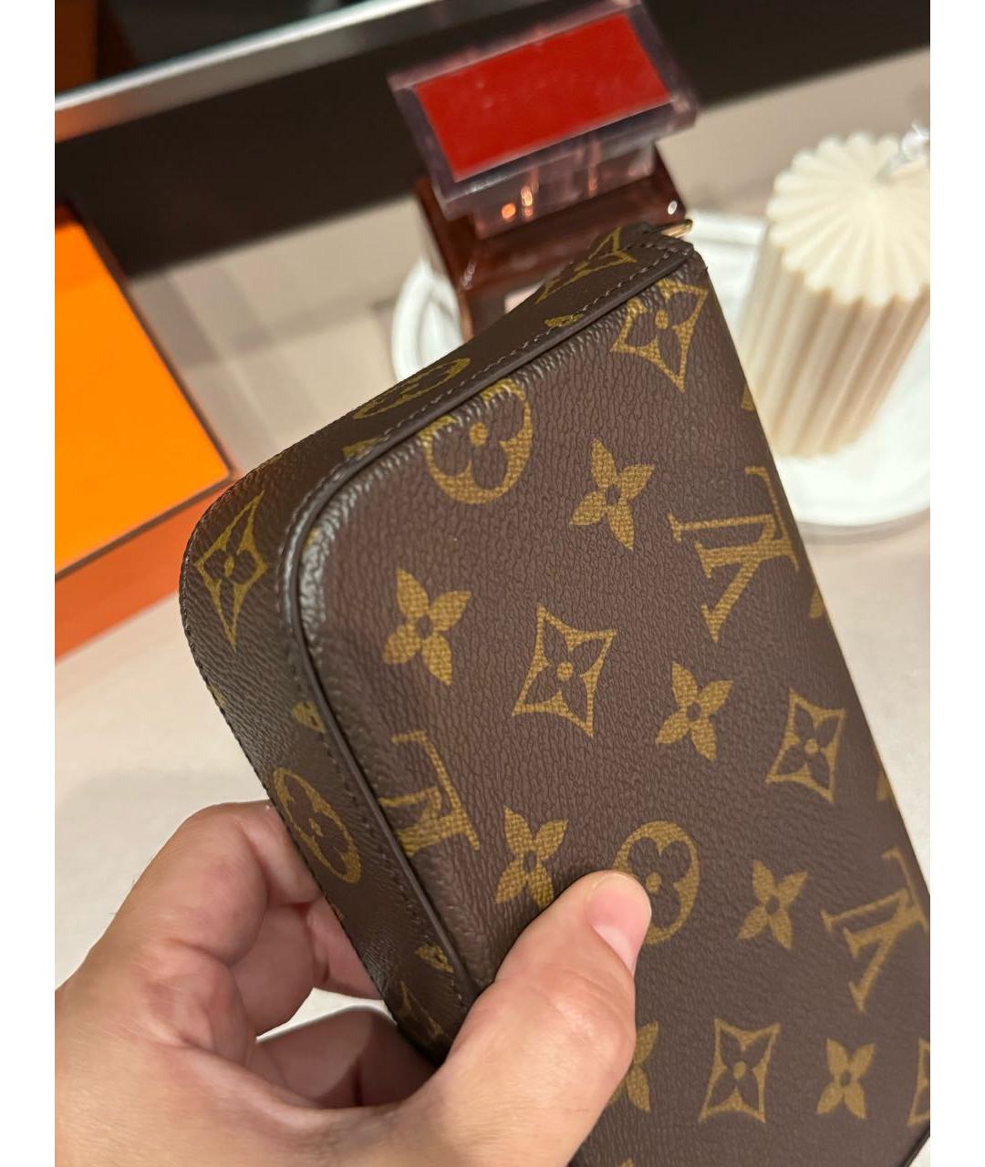 LOUIS VUITTON Коричневая кожаная сумка через плечо, фото 7