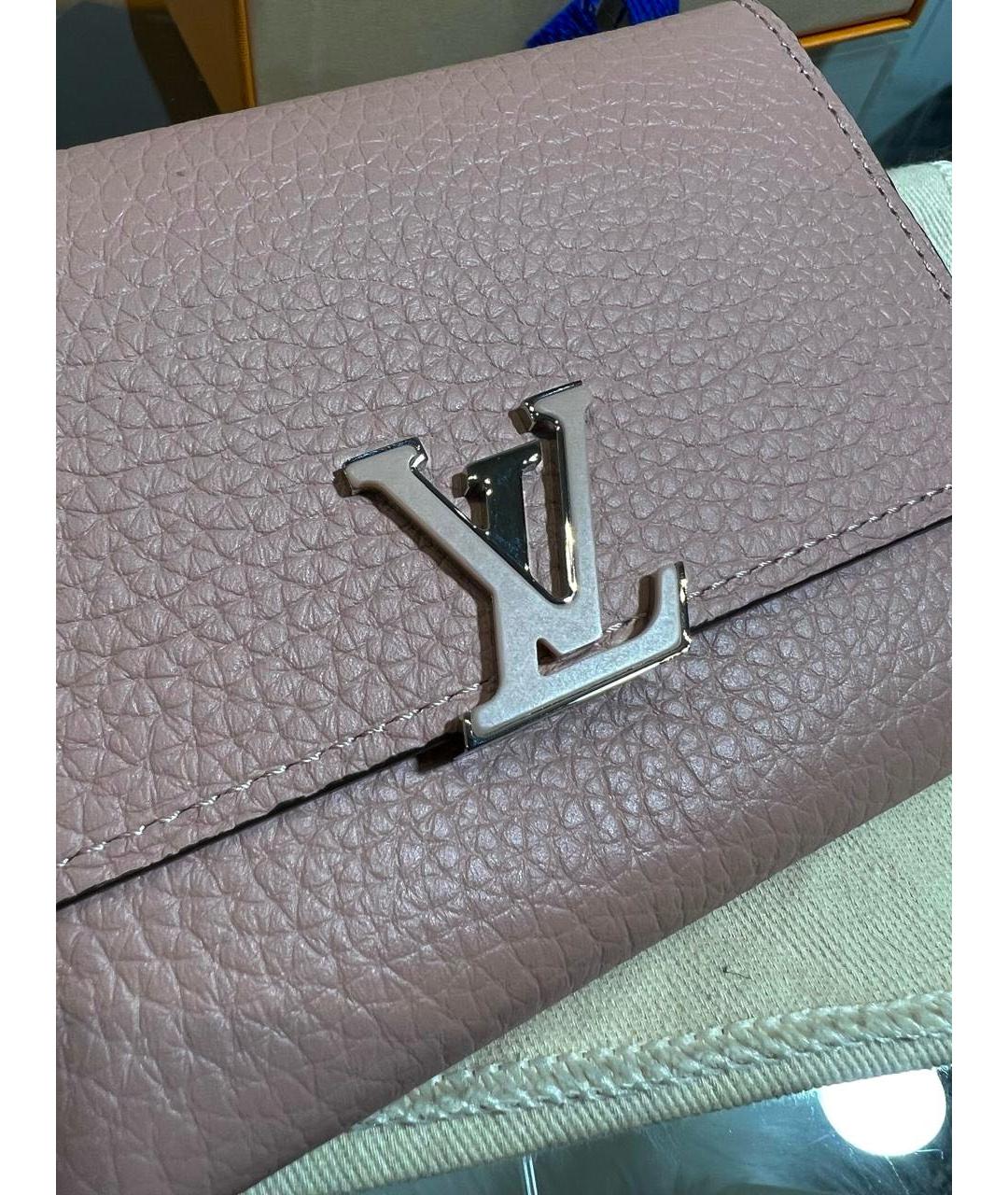 LOUIS VUITTON Коралловый кожаный кошелек, фото 2