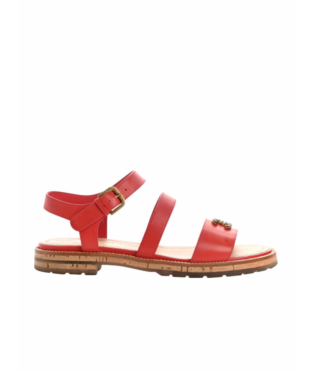 CHANEL Красные кожаные сандалии, фото 1