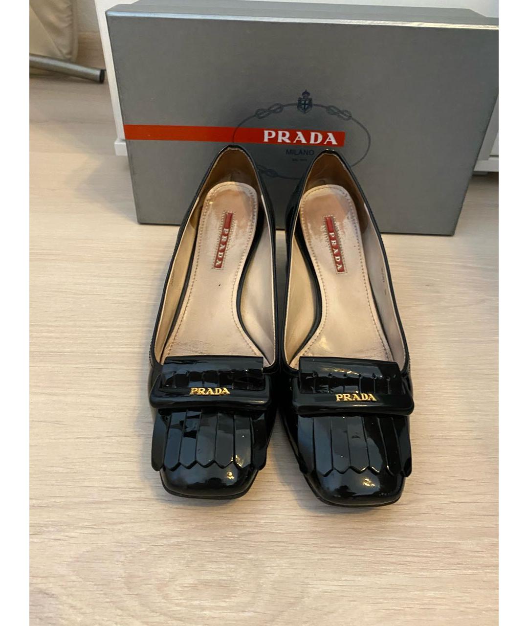 PRADA Черные туфли из лакированной кожи, фото 2